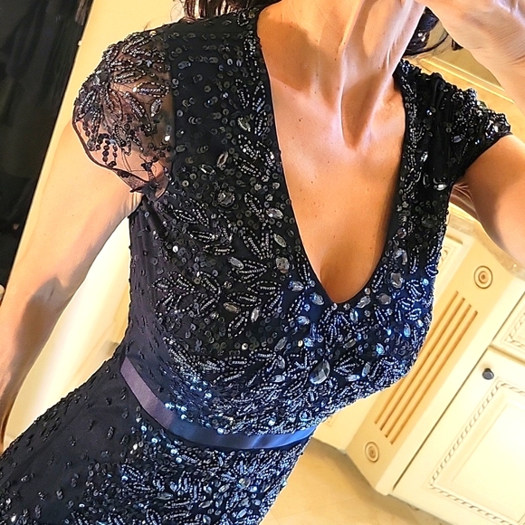 Adrianna Papell Midnight Blue Sequined Gown, Sz 2 - Picture 16 of 17